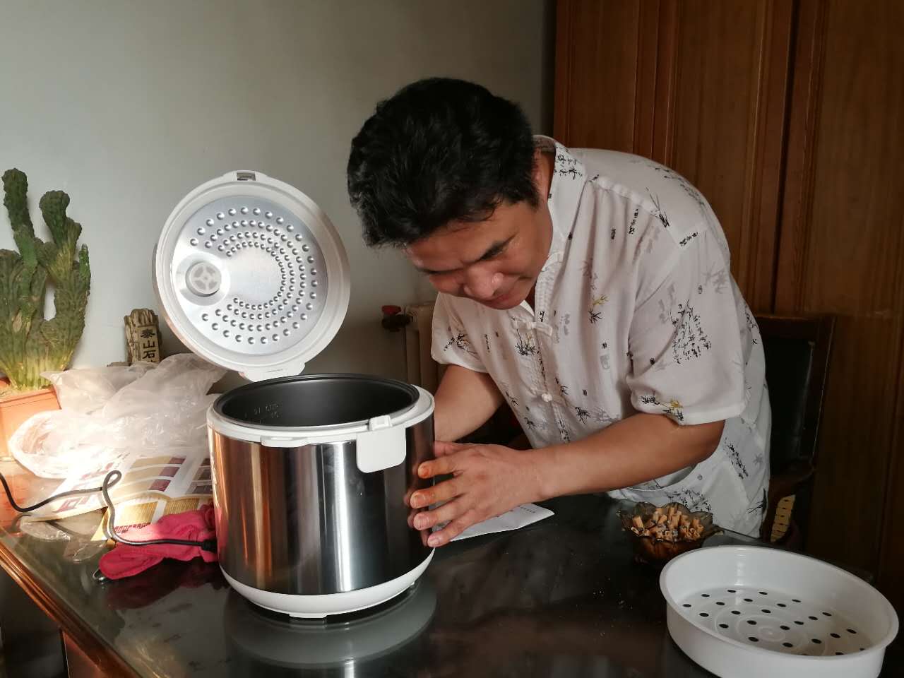 һλ�������м�������ѧ���Լ�ʹ������ä�ĵ緹��